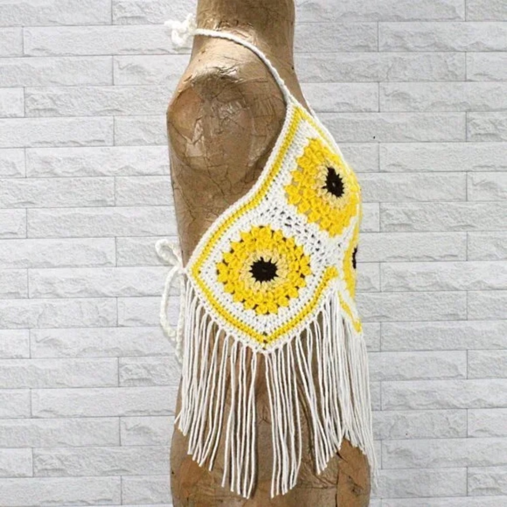 Handmade Crochet Fringe Halter crop Top - Picture 3 of 4